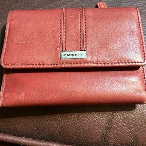 Fossil Ladies Wallet Red 5.25 x 4.5